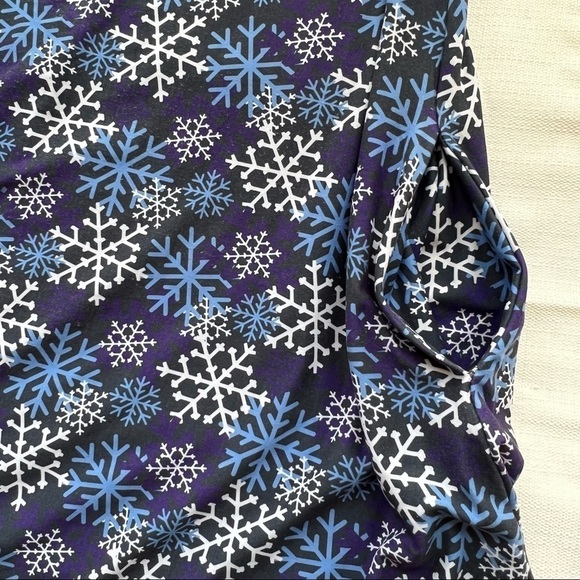 YELETE Snowflake (blue white) Winter
Dress With Pockets 3/4 sleeves SIZE XL - Picture 6 of 6